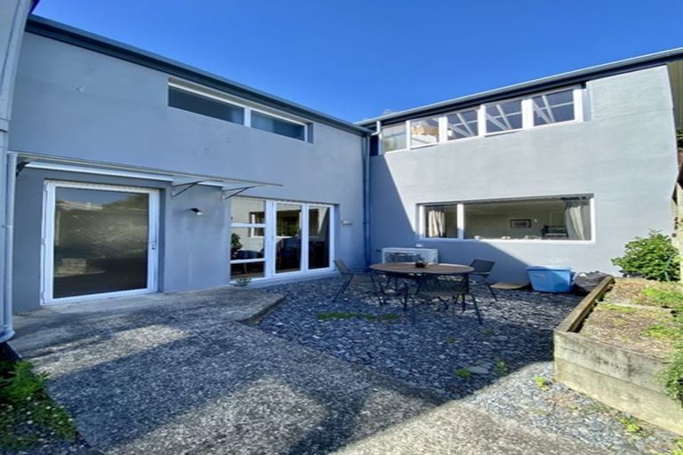 Photo of property in 6 Bladon Terrace, Ngaio, Wellington, 6035