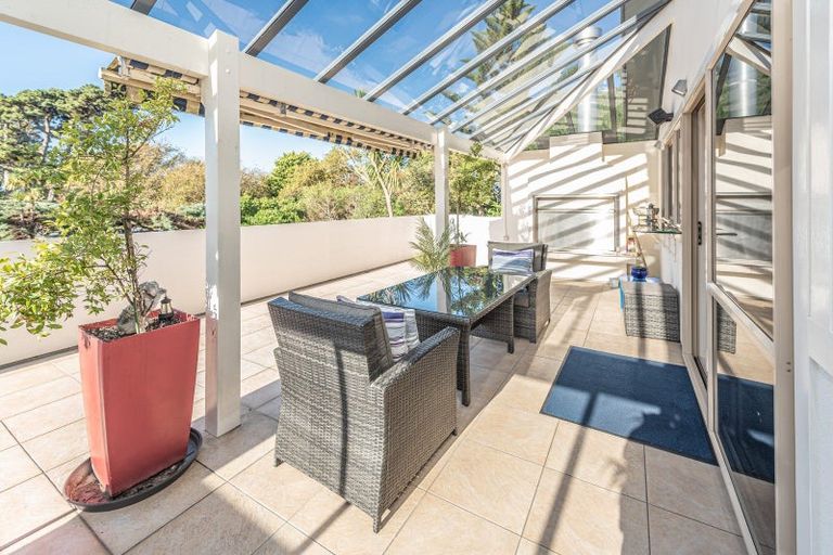 Photo of property in 12 Suffolk Drive, Otamatea, Whanganui, 4500