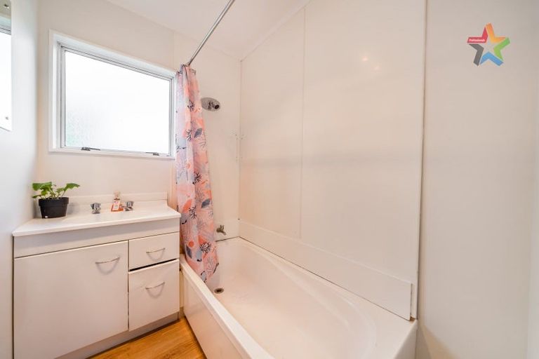 Photo of property in 11a Riverside Drive, Waiwhetu, Lower Hutt, 5010