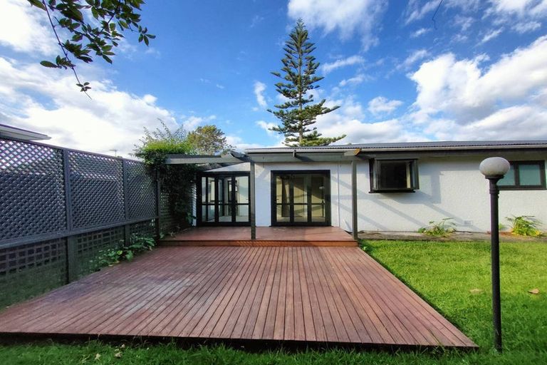 Photo of property in 99 Nile Road, Milford, Auckland, 0620