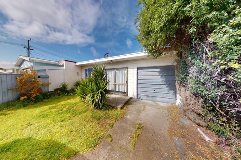 Photo of property in 6b Cambridge Street, Gonville, Wanganui, 4501