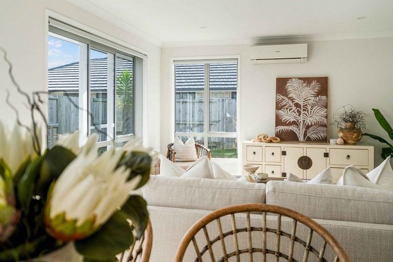 Photo of property in 11 Sabre Street, Papamoa Beach, Papamoa, 3118