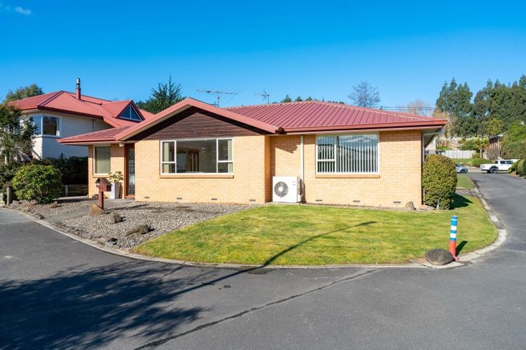 Photo of property in 44 Burgess Street, Green Island, Dunedin, 9018