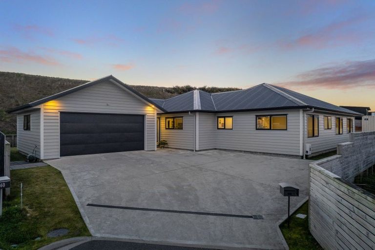 Photo of property in 58 Schooner Drive, Whitby, Porirua, 5024