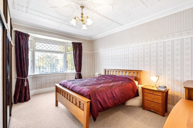 Photo of property in 118 Bay View Road, South Dunedin, Dunedin, 9012