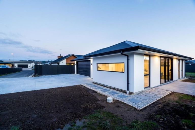 Photo of property in 39 Anderton Crescent, Mosgiel, 9024