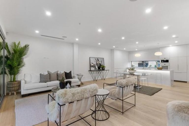 Photo of property in 24a Patteson Avenue, Mission Bay, Auckland, 1071