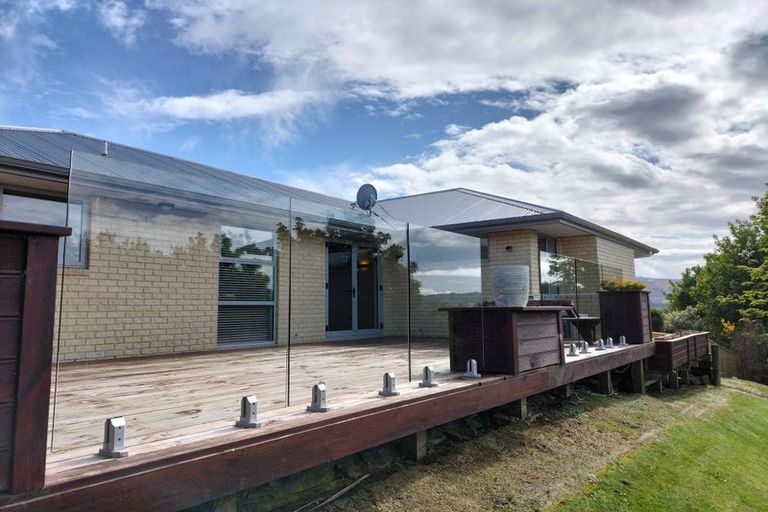 Photo of property in 6 Kereru Close, Halfway Bush, Dunedin, 9010