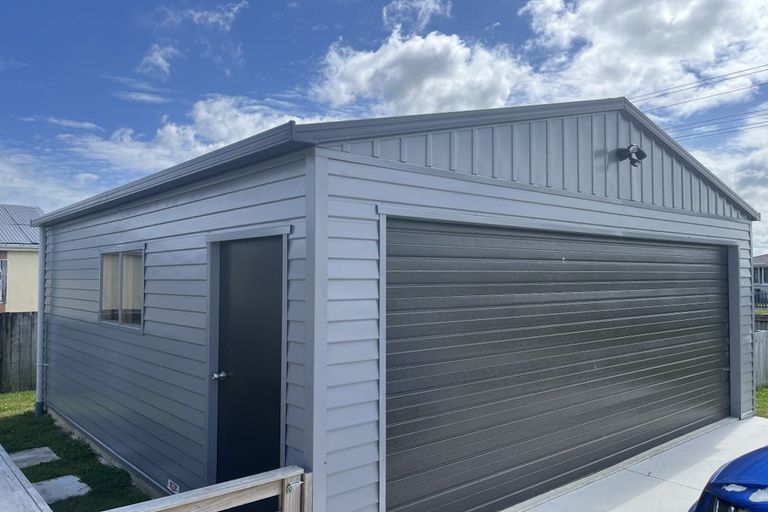 Photo of property in 64a Smith Street, Woolston, Christchurch, 8062