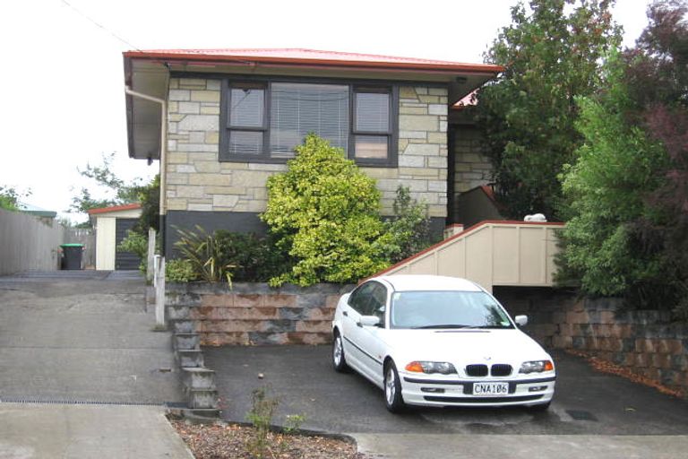 Photo of property in 54 Farquhar Road, Glendene, Auckland, 0602