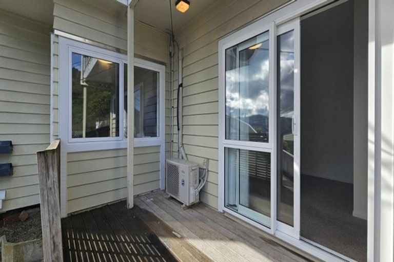 Photo of property in 43 Palliser Road, Roseneath, Wellington, 6011