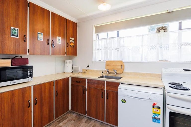 Photo of property in 36 Criterion Street, Bulls, 4818