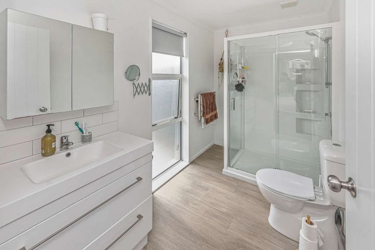 Photo of property in 5 Toi Street, Tawhero, Whanganui, 4501