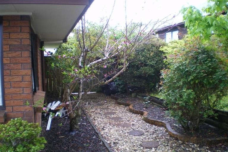 Photo of property in 149 Botany Road, Botany Downs, Auckland, 2010