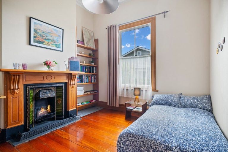 Photo of property in 6 Shortland Street, Regent, Whangarei, 0112