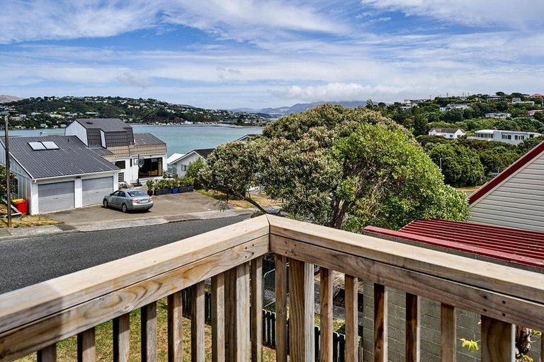 Photo of property in 35a Penryn Drive, Camborne, Porirua, 5026