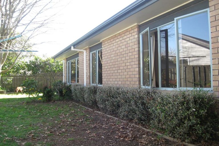 Photo of property in 8a Bowen Street, Cambridge, 3434