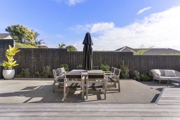 Photo of property in 11 Leicester Parade, Somerville, Auckland, 2014