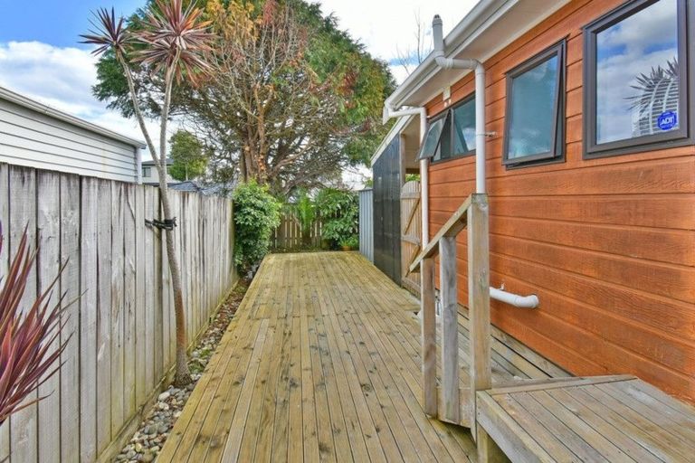 Photo of property in 2/17 Wedgwood Avenue, Mangere East, Auckland, 2024