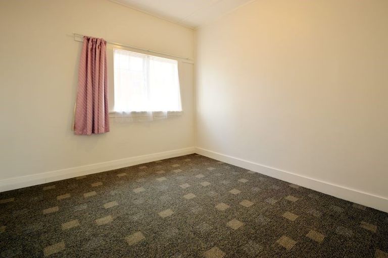 Photo of property in 5 Beatty Avenue, Manurewa, Auckland, 2102