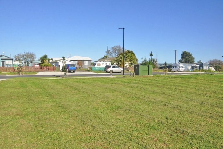 Photo of property in 61 Mclarin Road, Glenbrook, Waiuku, 2681
