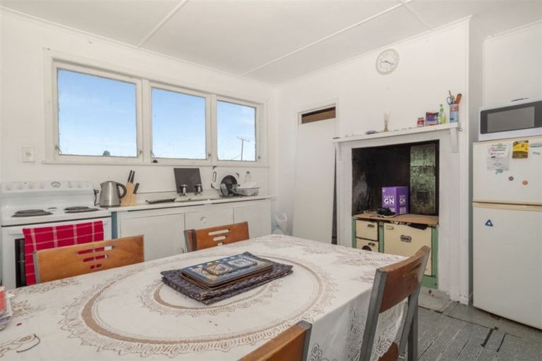Photo of property in 27 Carmichael Road, Bethlehem, Tauranga, 3110