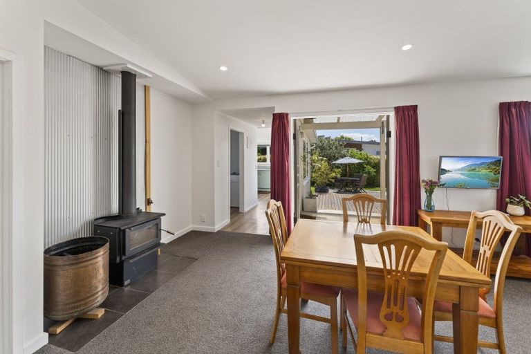 Photo of property in 16 Collins Road, Richmond, 7020