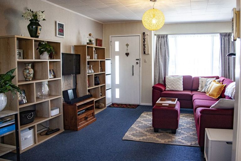 Photo of property in 1/1 Rosebank Terrace, Stoke, Nelson, 7011