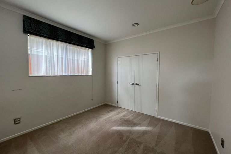 Photo of property in 21 Ballindrait Drive, Flat Bush, Auckland, 2019