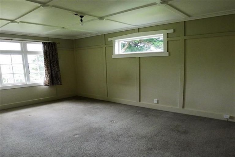 Photo of property in 225 Hanham Road, Kumeu, 0891