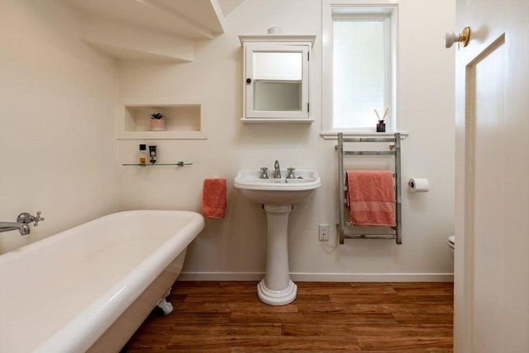 Photo of property in 81 Elizabeth Street, Mount Victoria, Wellington, 6011