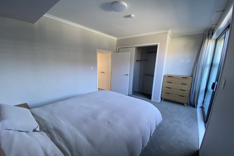 Photo of property in 7 Whiri Lane, Hobsonville, Auckland, 0616