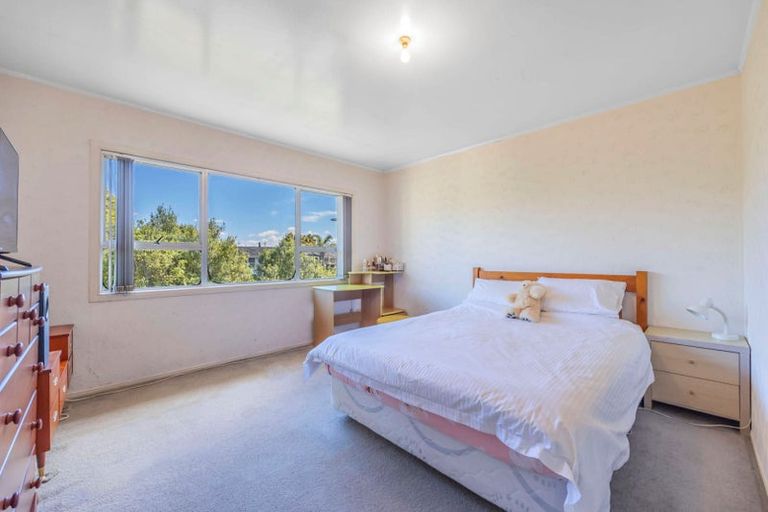 Photo of property in 1/24 Landop Terrace, Howick, Auckland, 2014