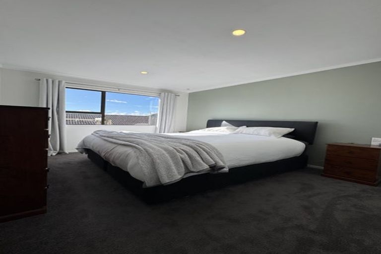 Photo of property in 210b Staithes Drive South, Whitby, Porirua, 5024