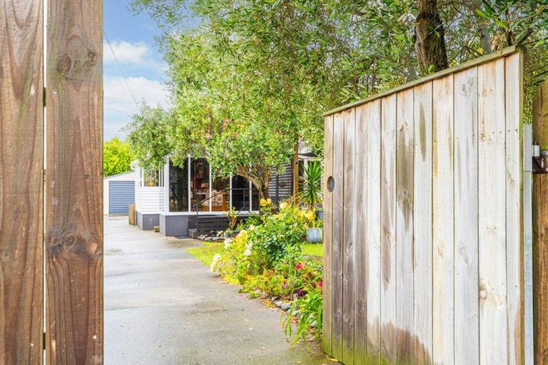 Photo of property in 24 Maxwell Avenue, Durie Hill, Whanganui, 4500