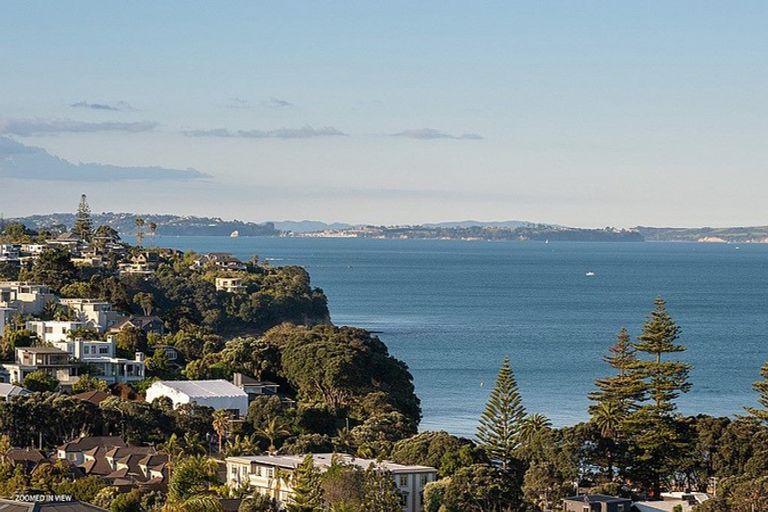 Photo of property in 2/35 Kowhai Road, Mairangi Bay, Auckland, 0630