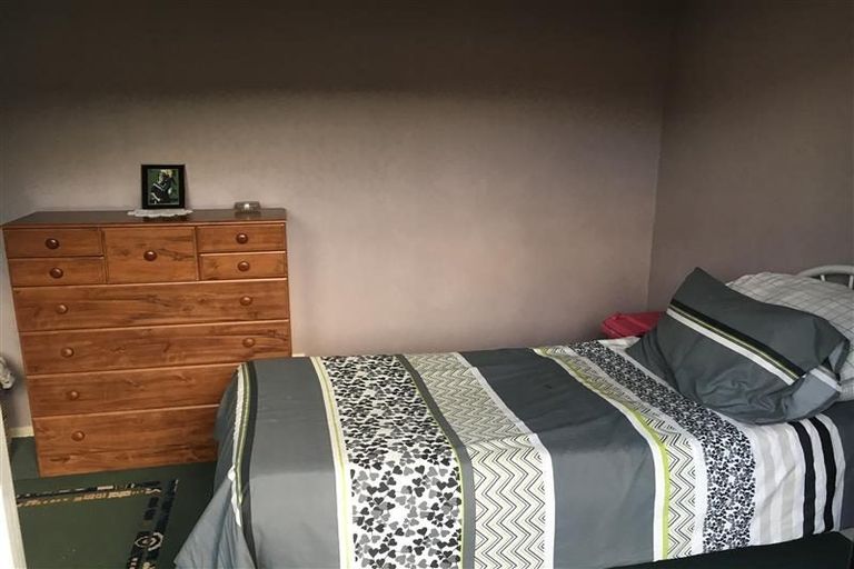 Photo of property in 34 Sunny Grove, Wainuiomata, Lower Hutt, 5014