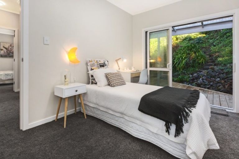 Photo of property in 188 Paremata Road, Paremata, Porirua, 5024