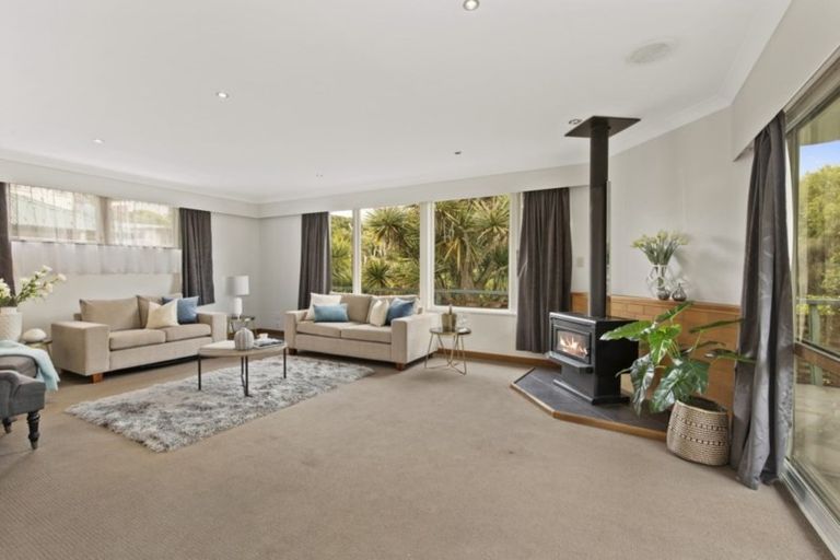 Photo of property in 205 Miromiro Road, Normandale, Lower Hutt, 5010