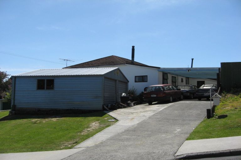 Photo of property in 18 Leicester Street, Picton, 7220