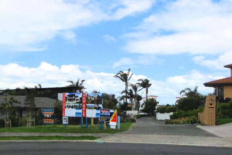 Photo of property in 49 Clansman Terrace, Gulf Harbour, Whangaparaoa, 0930