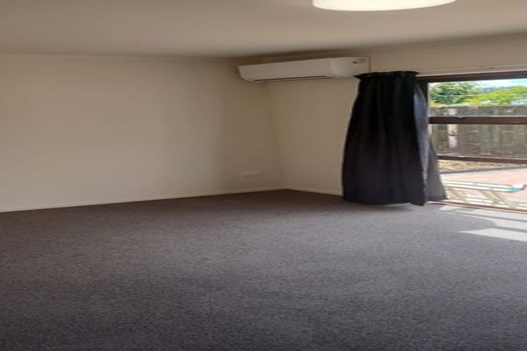 Photo of property in 9 Simpson Road, Ranui, Auckland, 0612