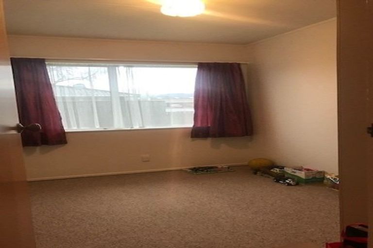 Photo of property in 16a Mako Mako Road, Levin, 5510