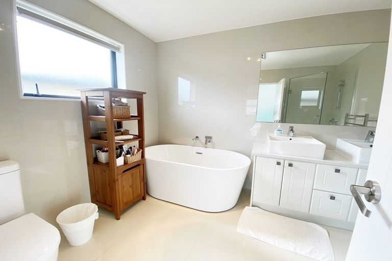 Photo of property in 17 Peihinga Road, Flat Bush, Auckland, 2019