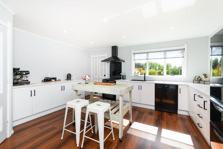 Photo of property in 41 Sandon Road, Feilding, 4702