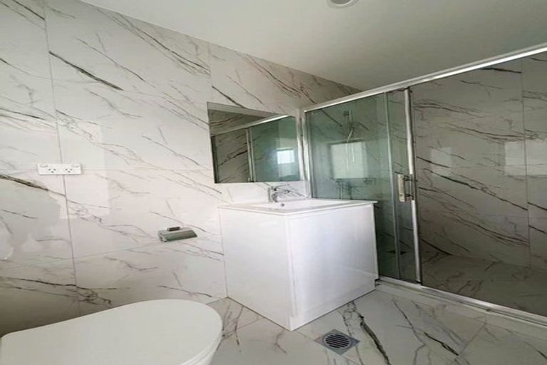 Photo of property in 25a Crawford Avenue, Mangere Bridge, Auckland, 2022