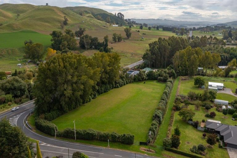 Photo of property in 843 State Highway 2, Otane, 4276