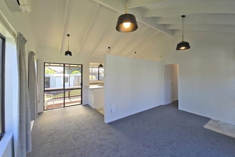 Photo of property in 36 Whiting Crescent, Greenmeadows, Napier, 4112