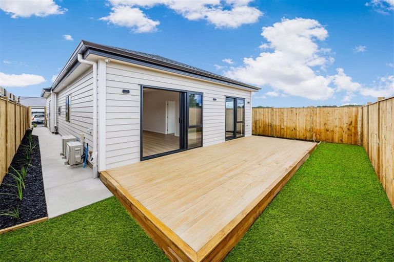 Photo of property in 14 Marino Street, Karaka, 2578