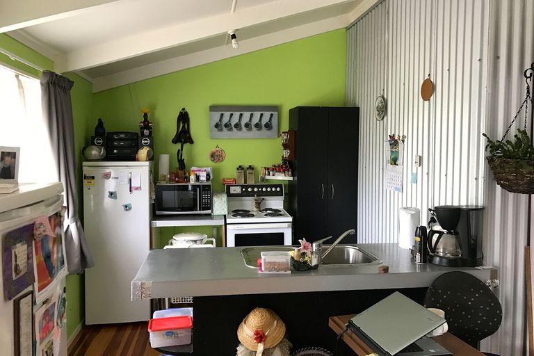 Photo of property in 40 Athenree Road, Athenree, Katikati, 3177